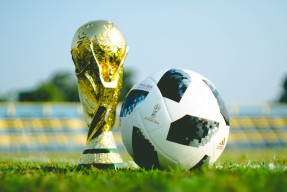KAIYUN SPORTS-全运会战况：拜仁慕尼黑防线稳固，费城76人进攻受阻，伊布成最佳