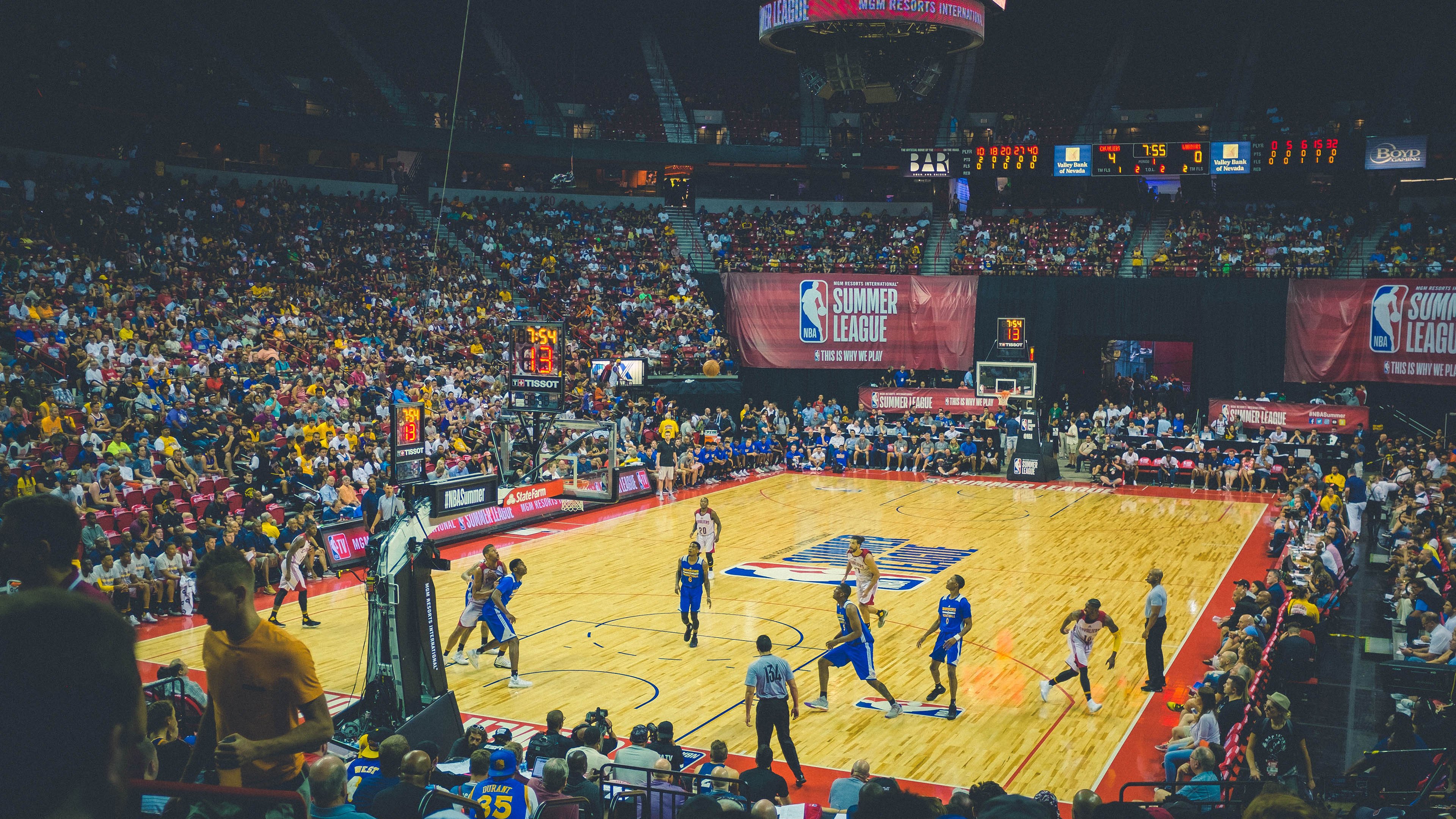 又见绝平！川崎前锋与圣安东尼奥马刺鏖战至终场，文班亚马读秒救主